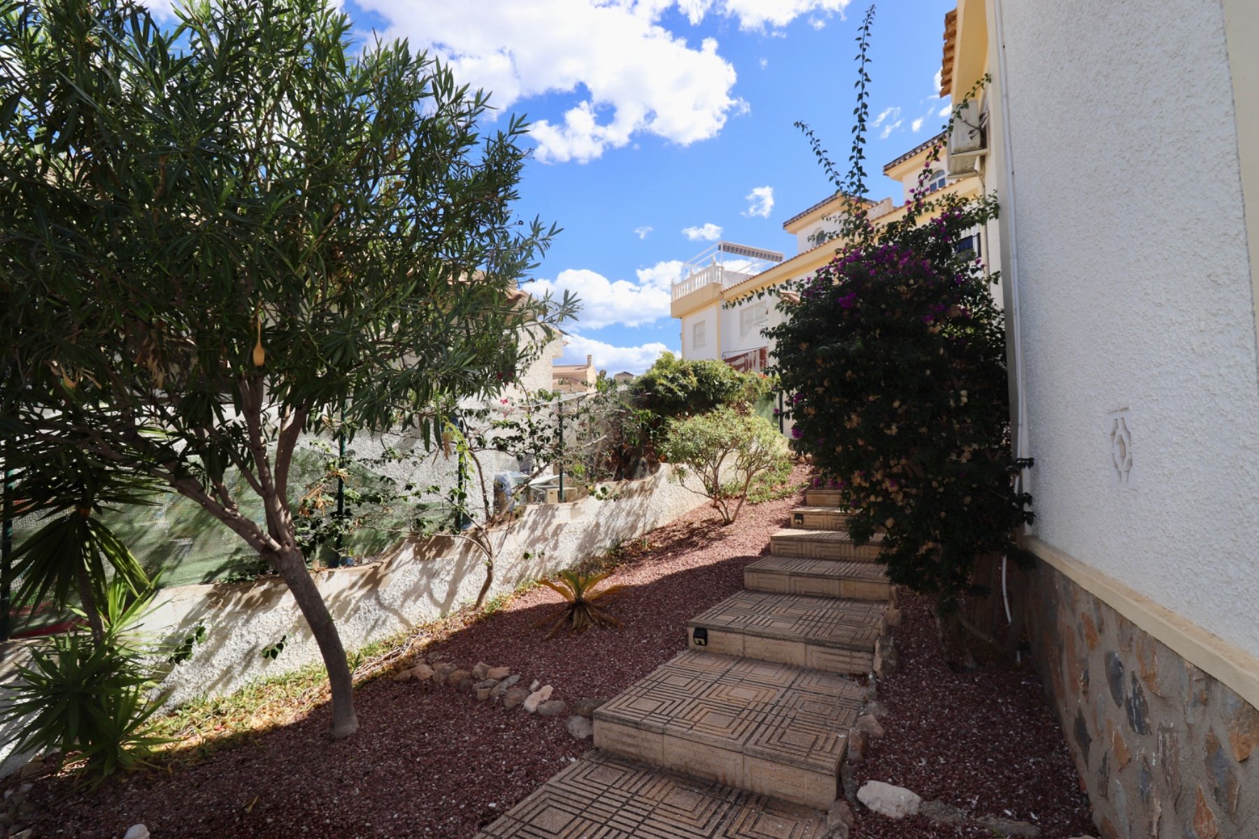 Villa in Ciudad Quesada, Alicante, Spain 3 bedrooms,  No. 135697