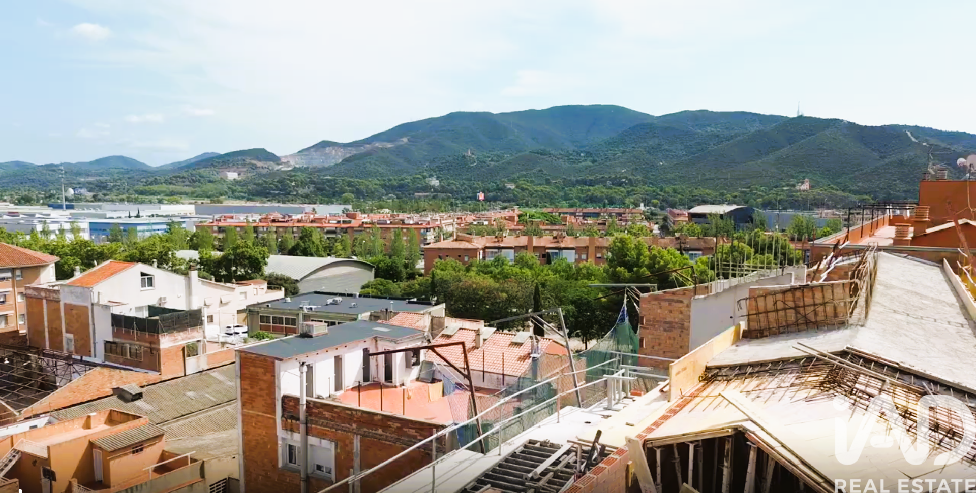 Apartament w Montcada i Reixac, Barcelona, Hiszpania 4 sypialnie, 166 mkw. nr 152728