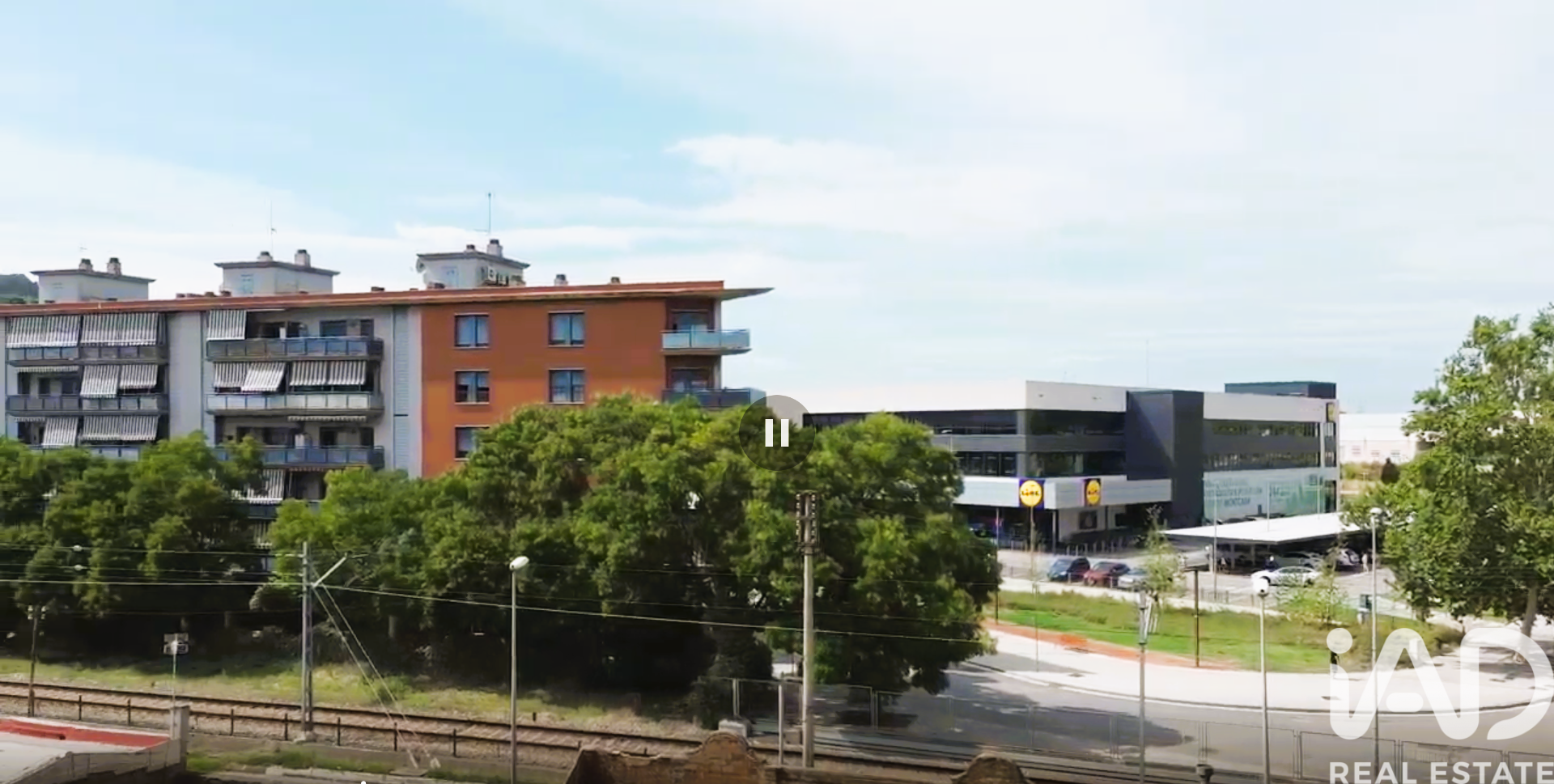 Apartament w Montcada i Reixac, Barcelona, Hiszpania 4 sypialnie, 166 mkw. nr 152728