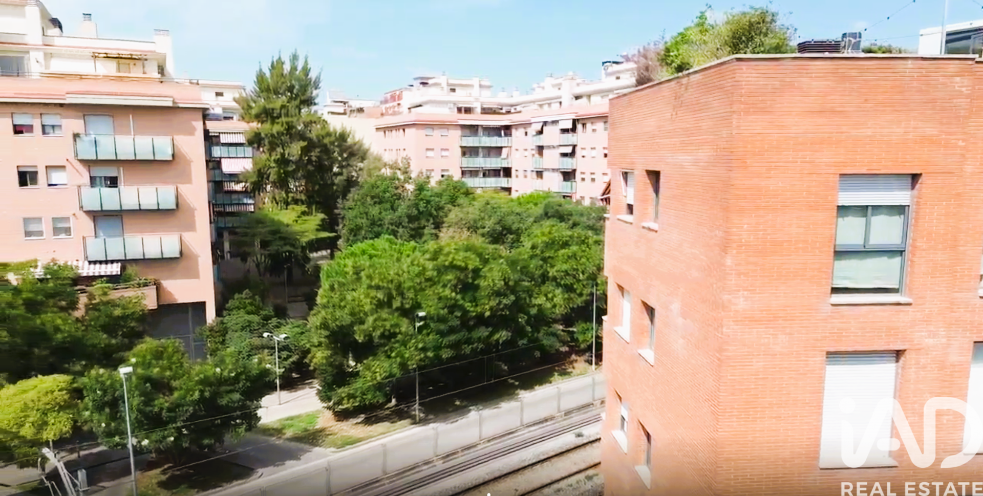 Apartament w Montcada i Reixac, Barcelona, Hiszpania 4 sypialnie, 166 mkw. nr 152728