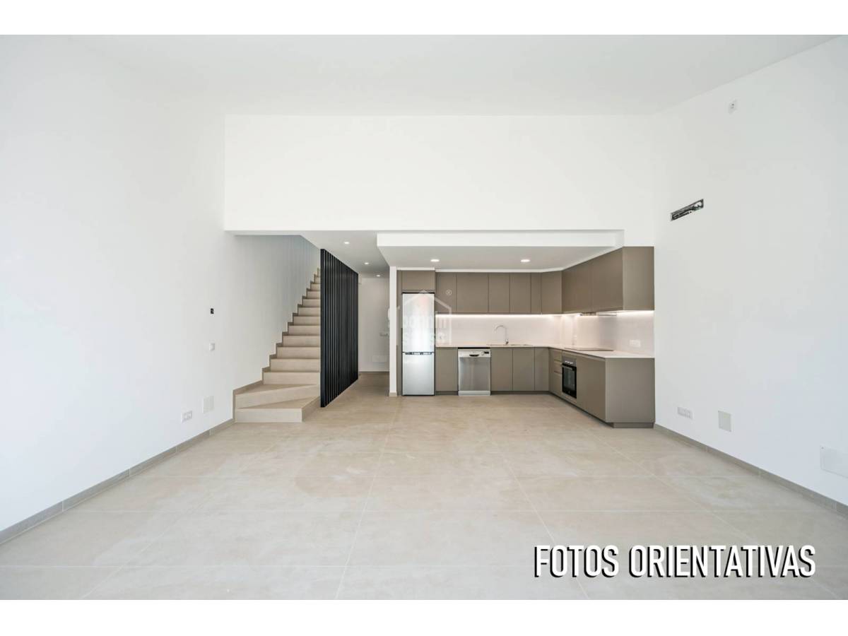 Apartamento en Sant Lluis, Menorca, España 2 dormitorios, 79 m2 No. 177885