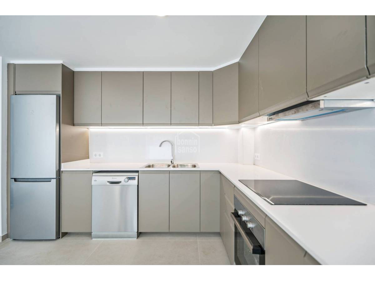 Apartamento en Sant Lluis, Menorca, España 2 dormitorios, 79 m2 No. 177885
