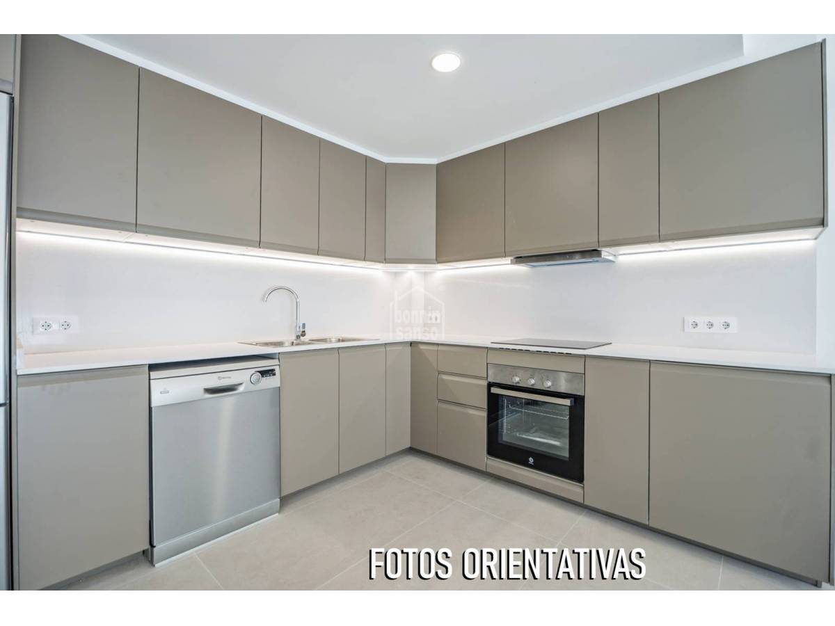 Apartamento en Sant Lluis, Menorca, España 2 dormitorios, 79 m2 No. 177885