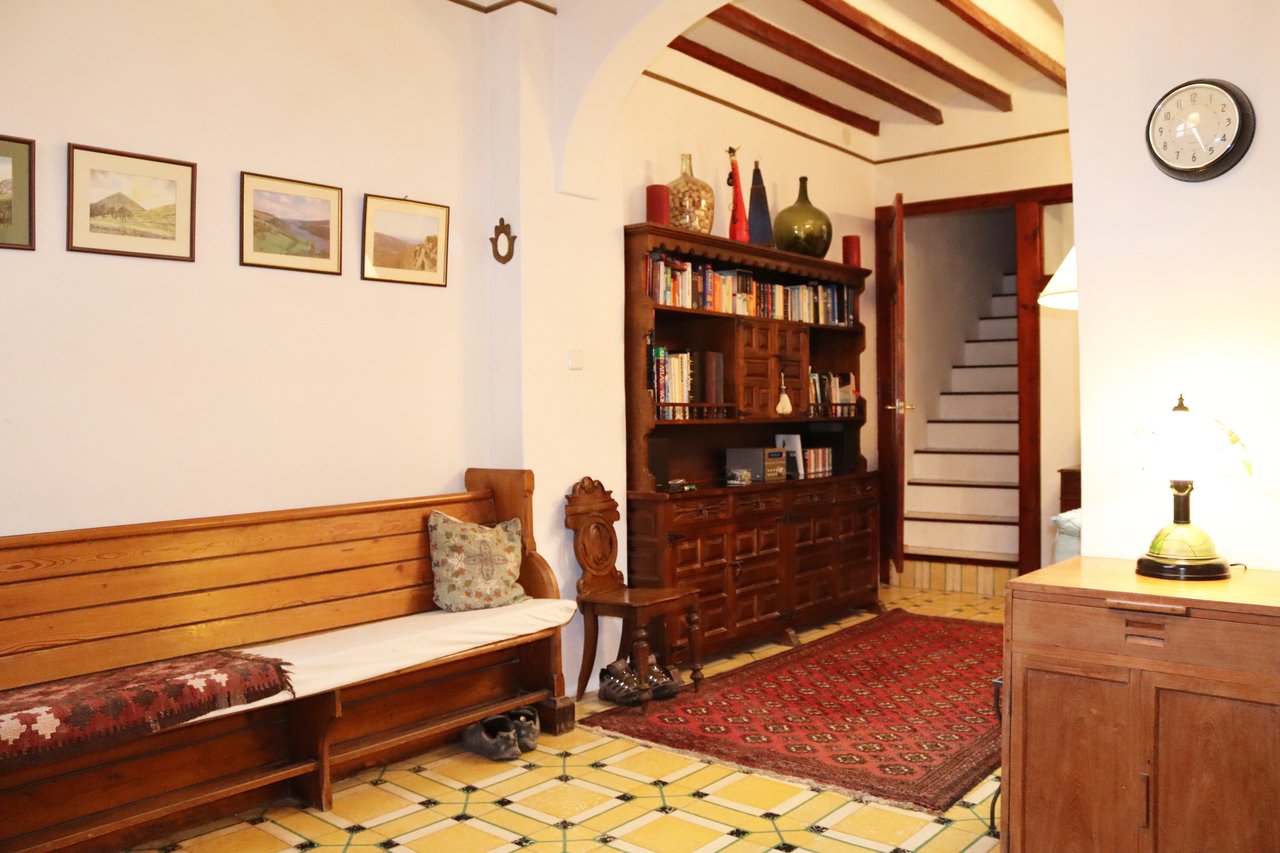 Townhouse in Castell De Castells, Alicante, Spain 3 bedrooms, 219 sq.m. No. 139274