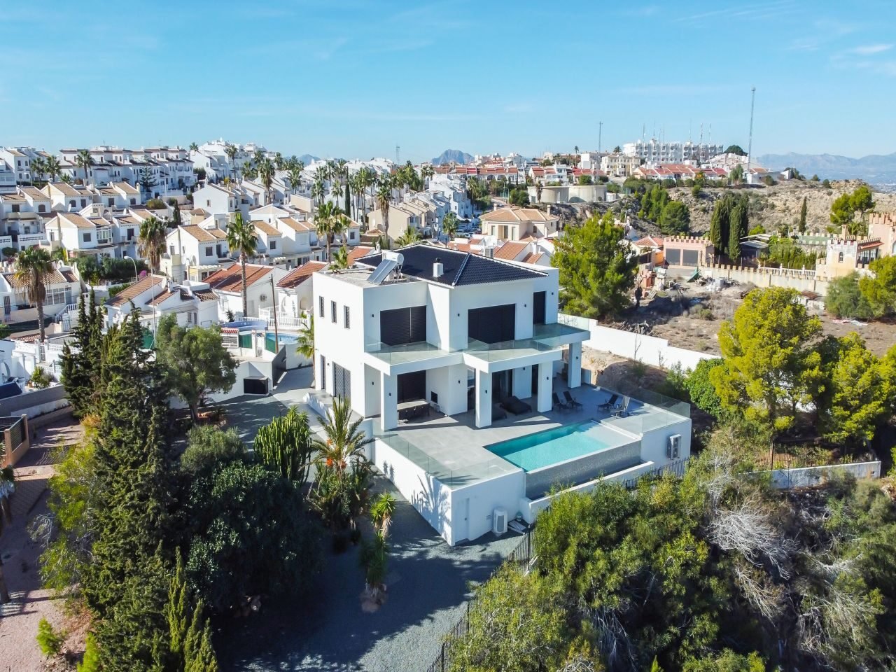 House in Rojales, Alicante, Spain 5 bedrooms, 498 sq.m. No. 80946