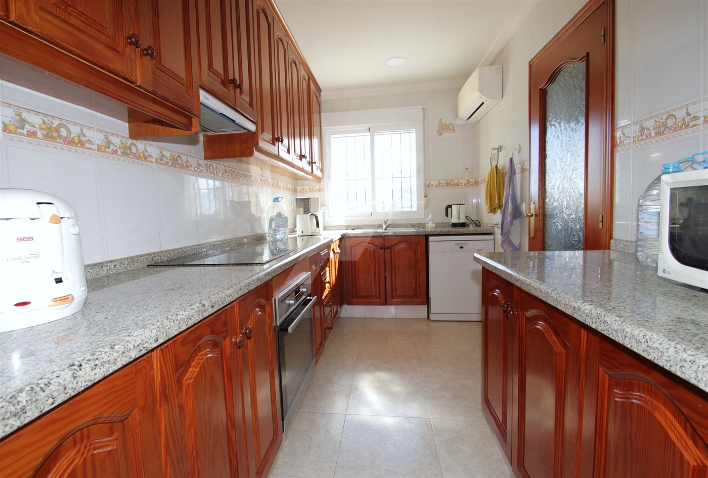 Huvila Benitachell, Alicante, Espanja 6 makuuhuonetta, 179 m2 No. 64542
