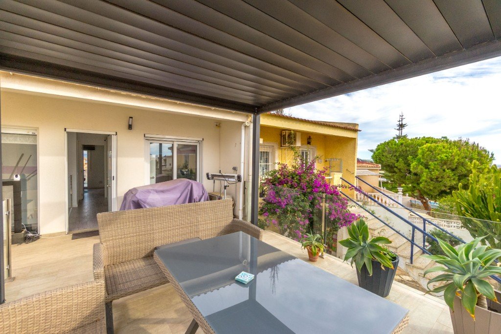 Villetta a schiera a Los Balcones, Alicante, Spagna 3 camere da letto, 103 mq. N° 145260
