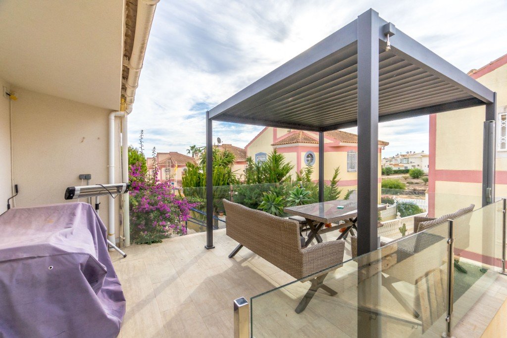 Villetta a schiera a Los Balcones, Alicante, Spagna 3 camere da letto, 103 mq. N° 145260