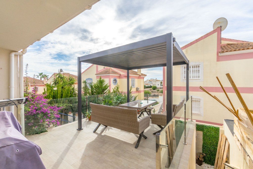 Villetta a schiera a Los Balcones, Alicante, Spagna 3 camere da letto, 103 mq. N° 145260