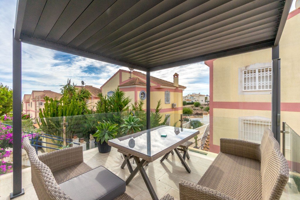 Villetta a schiera a Los Balcones, Alicante, Spagna 3 camere da letto, 103 mq. N° 145260