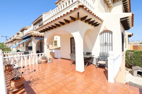 Radhus i Cabo Roig, Alicante, Spanien 2 sovrum, 97 kvm. Nr. 145258