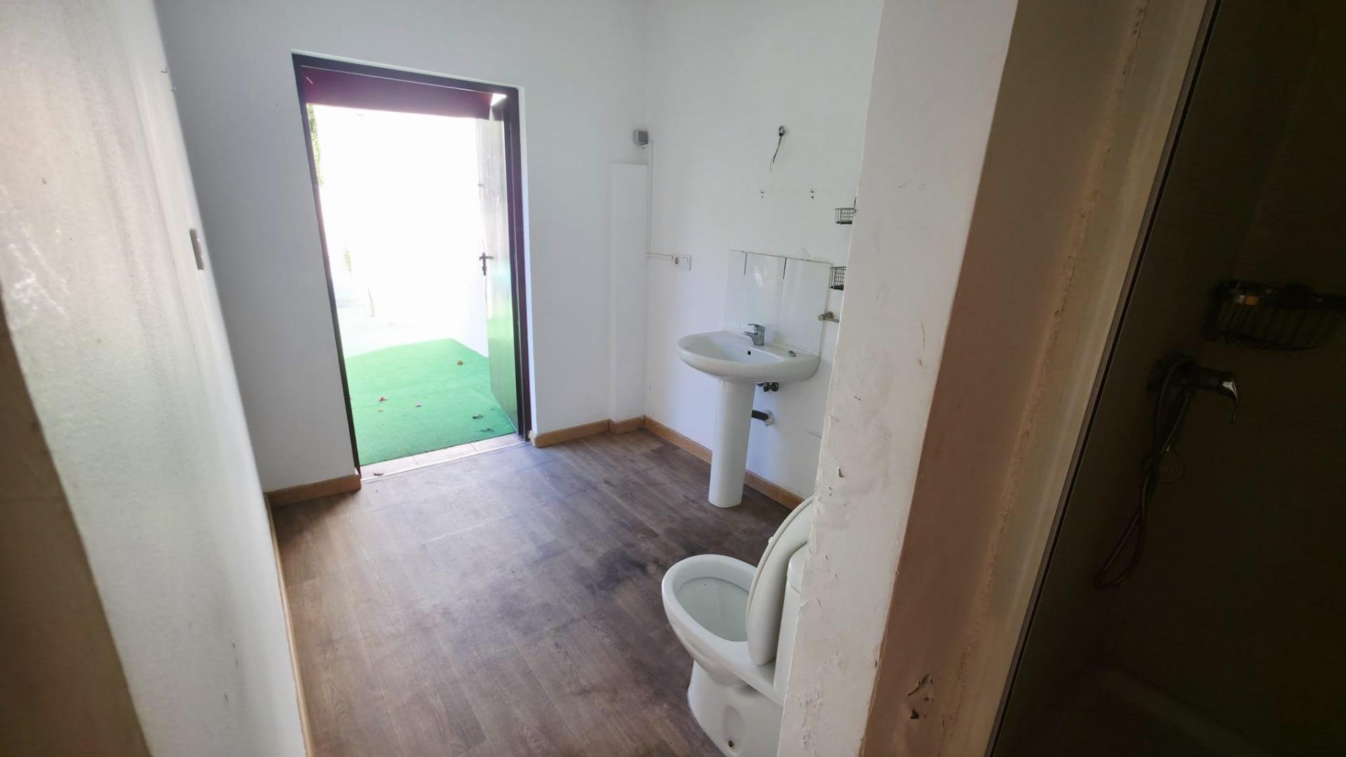 Huoneisto Alicante, Espanja 5 makuuhuonetta, 233.4 m2 No. 165760