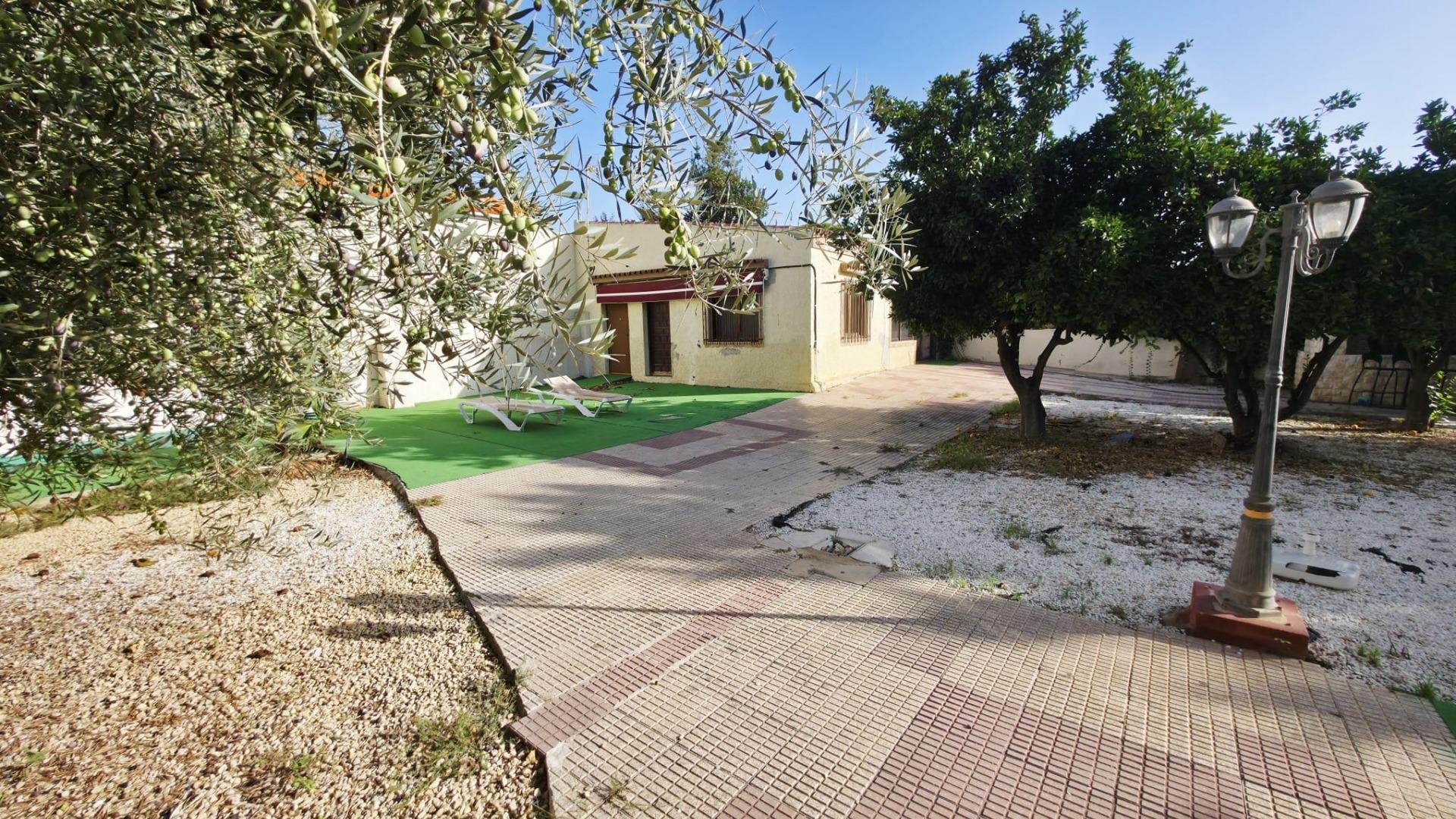 Huoneisto Alicante, Espanja 5 makuuhuonetta, 233.4 m2 No. 165760