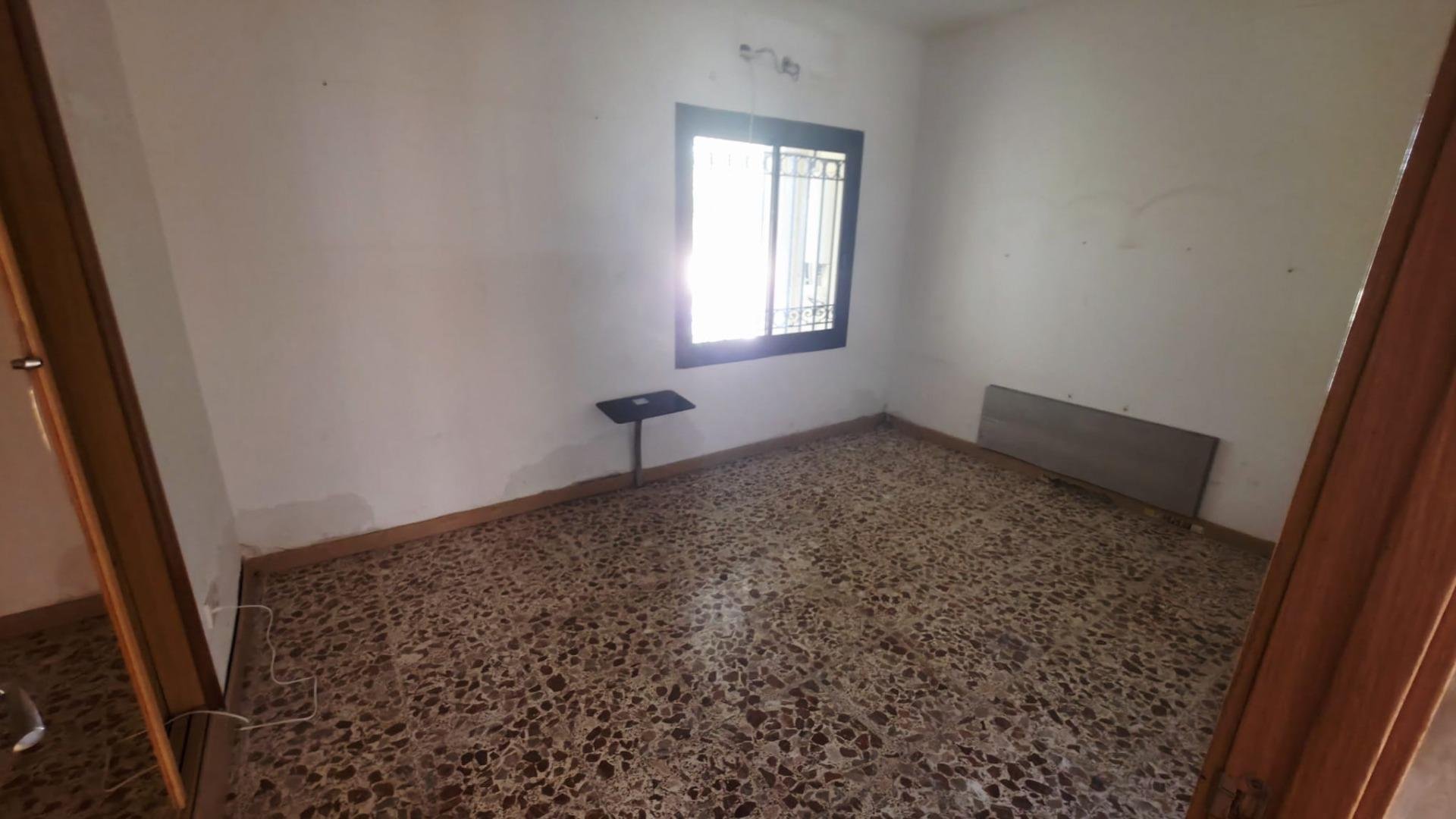 Huoneisto Alicante, Espanja 5 makuuhuonetta, 233.4 m2 No. 165760