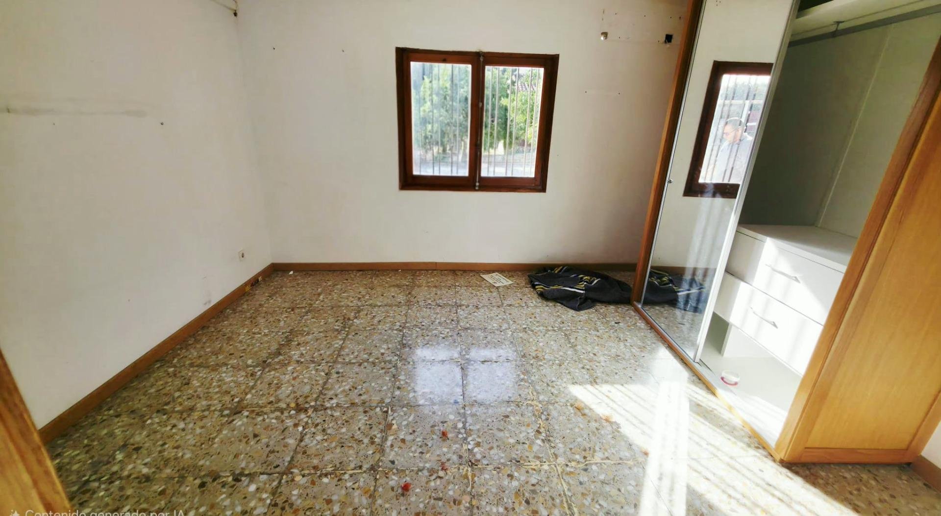 Huoneisto Alicante, Espanja 5 makuuhuonetta, 233.4 m2 No. 165760