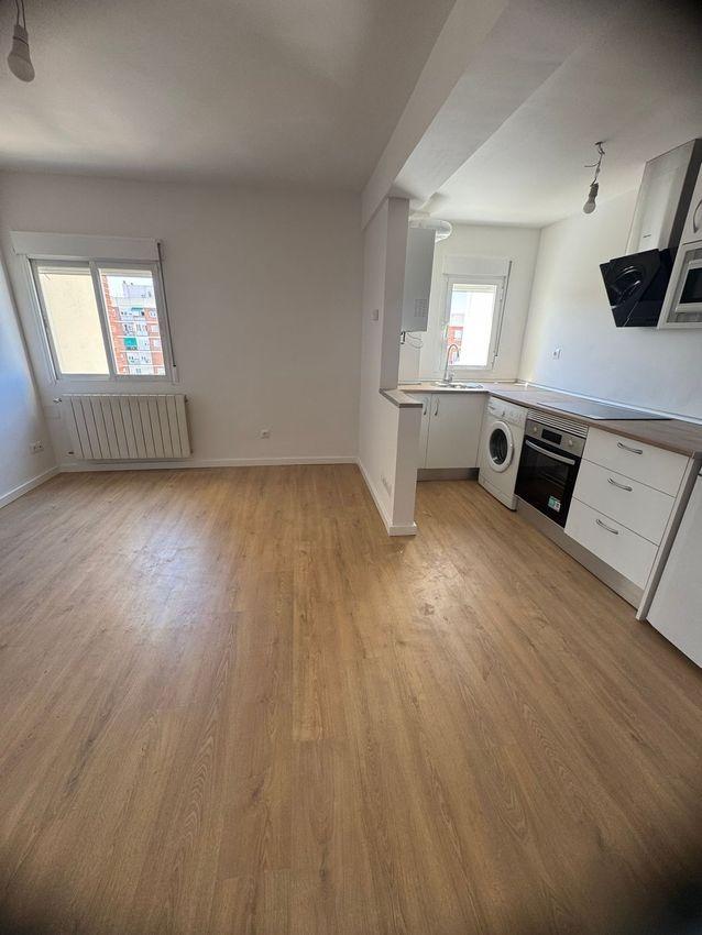 Huoneisto Madrid, Espanja 2 makuuhuonetta, 55 m2 No. 165762