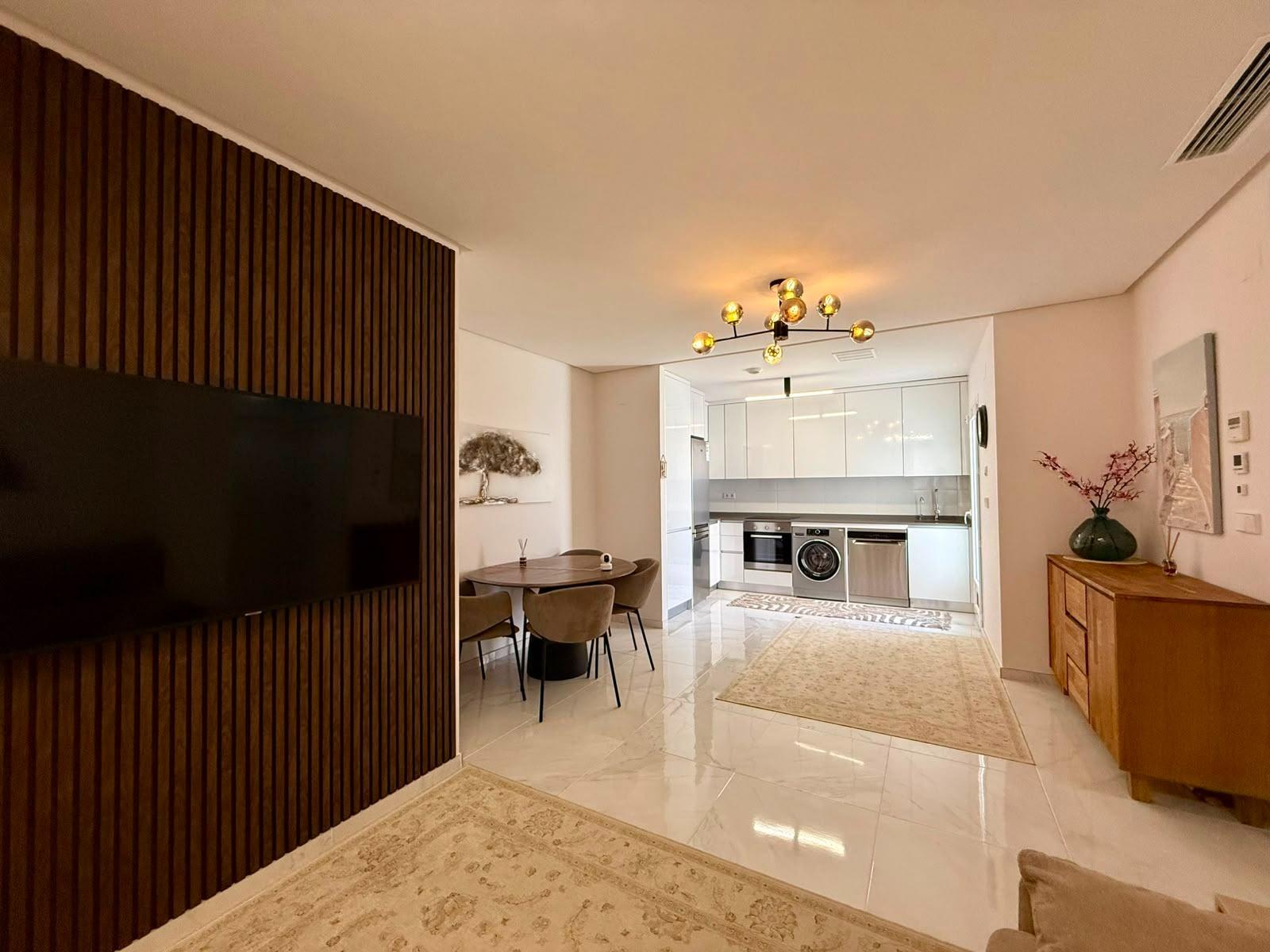 Huoneisto Torrevieja, Alicante, Espanja 2 makuuhuonetta, 81 m2 No. 194252