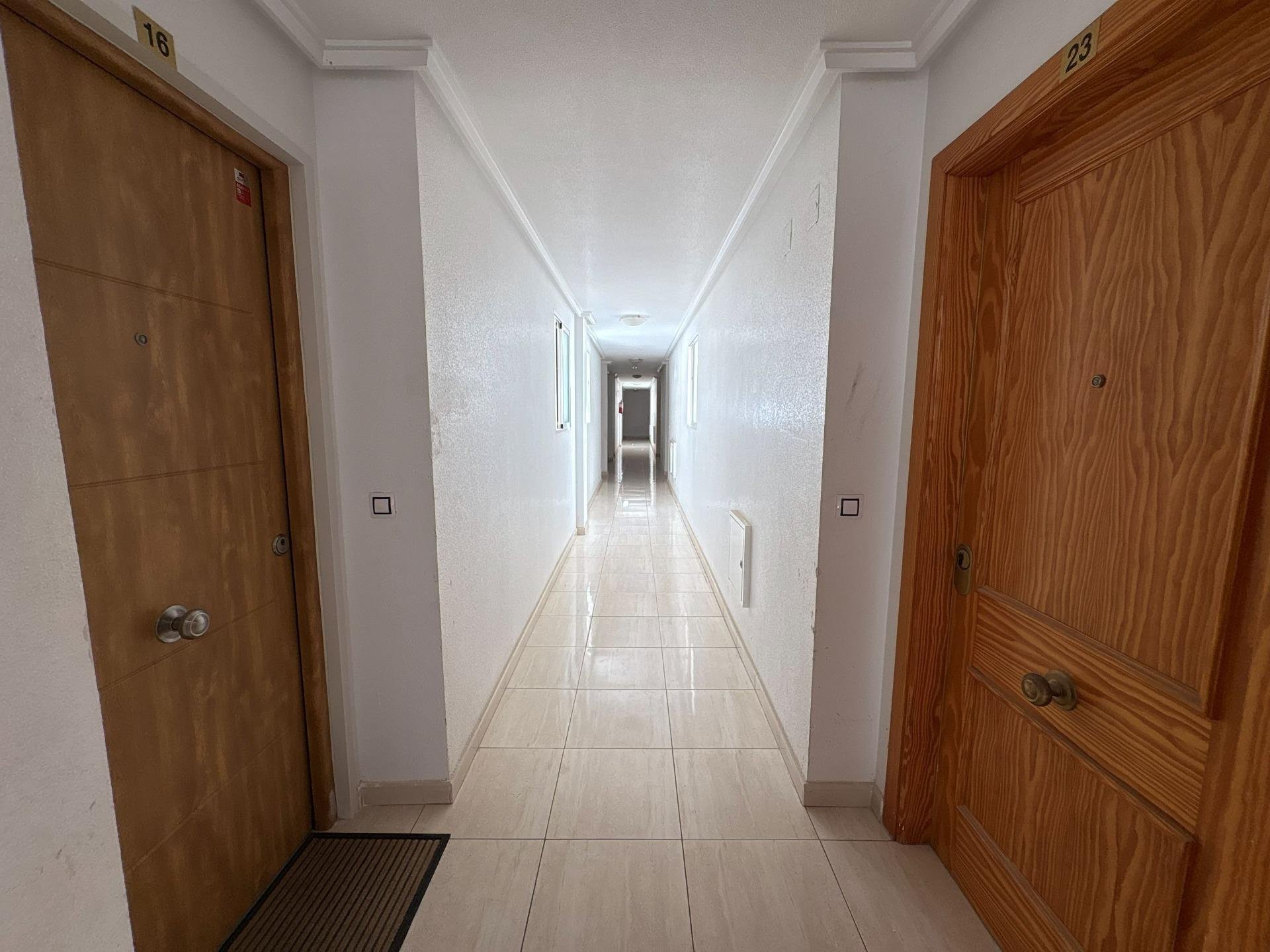 Apartament w Torrevieja, Alicante, Hiszpania 2 sypialnie, 50 mkw. nr 194254