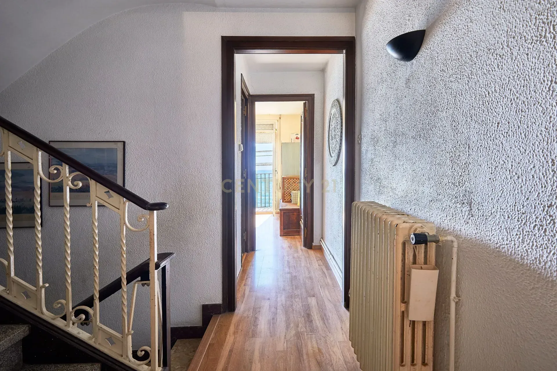 House in Montgat, Barcelona, Spain 6 bedrooms, 161 sq.m. No. 166904