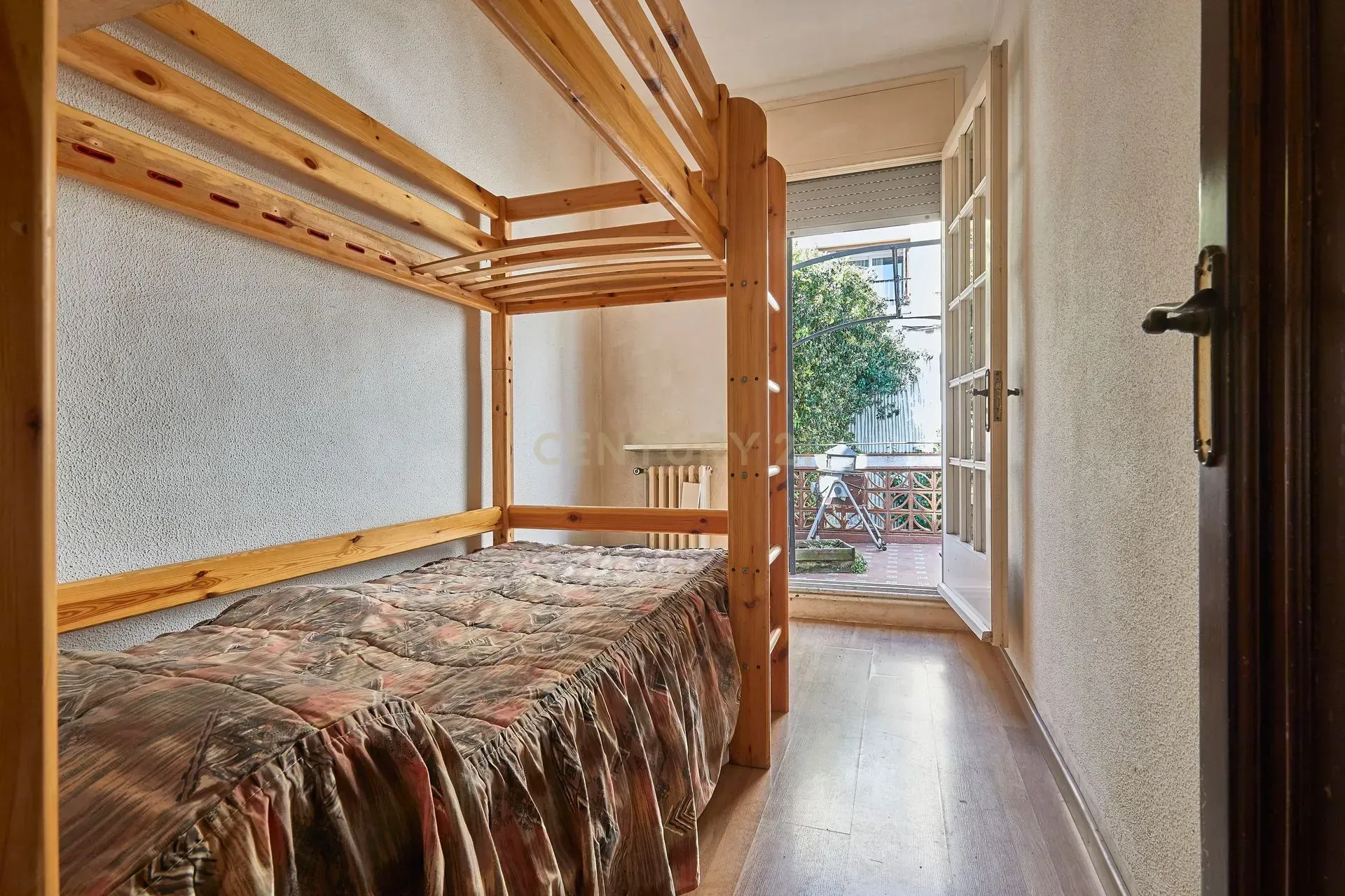 House in Montgat, Barcelona, Spain 6 bedrooms, 161 sq.m. No. 166904