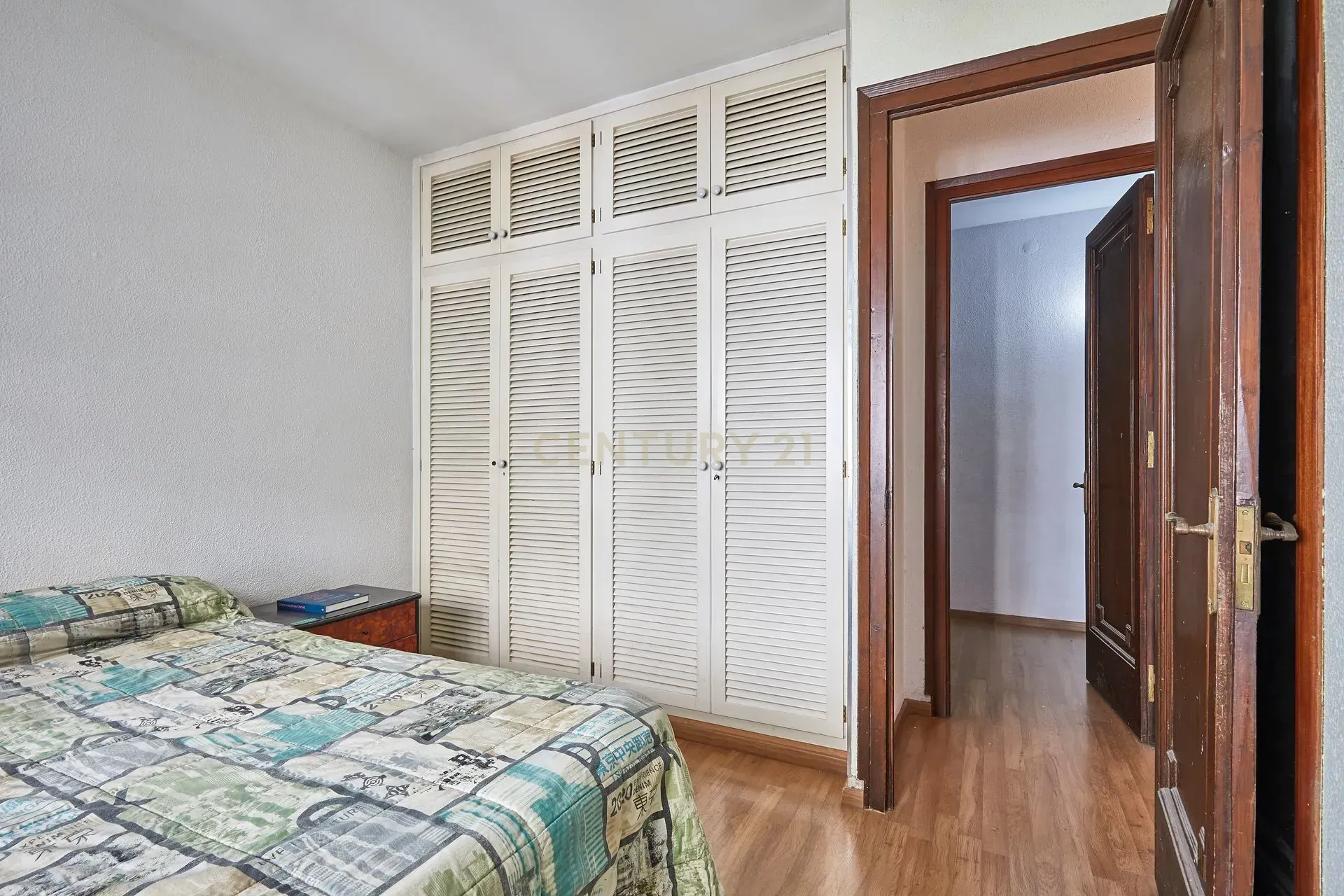 House in Montgat, Barcelona, Spain 6 bedrooms, 161 sq.m. No. 166904