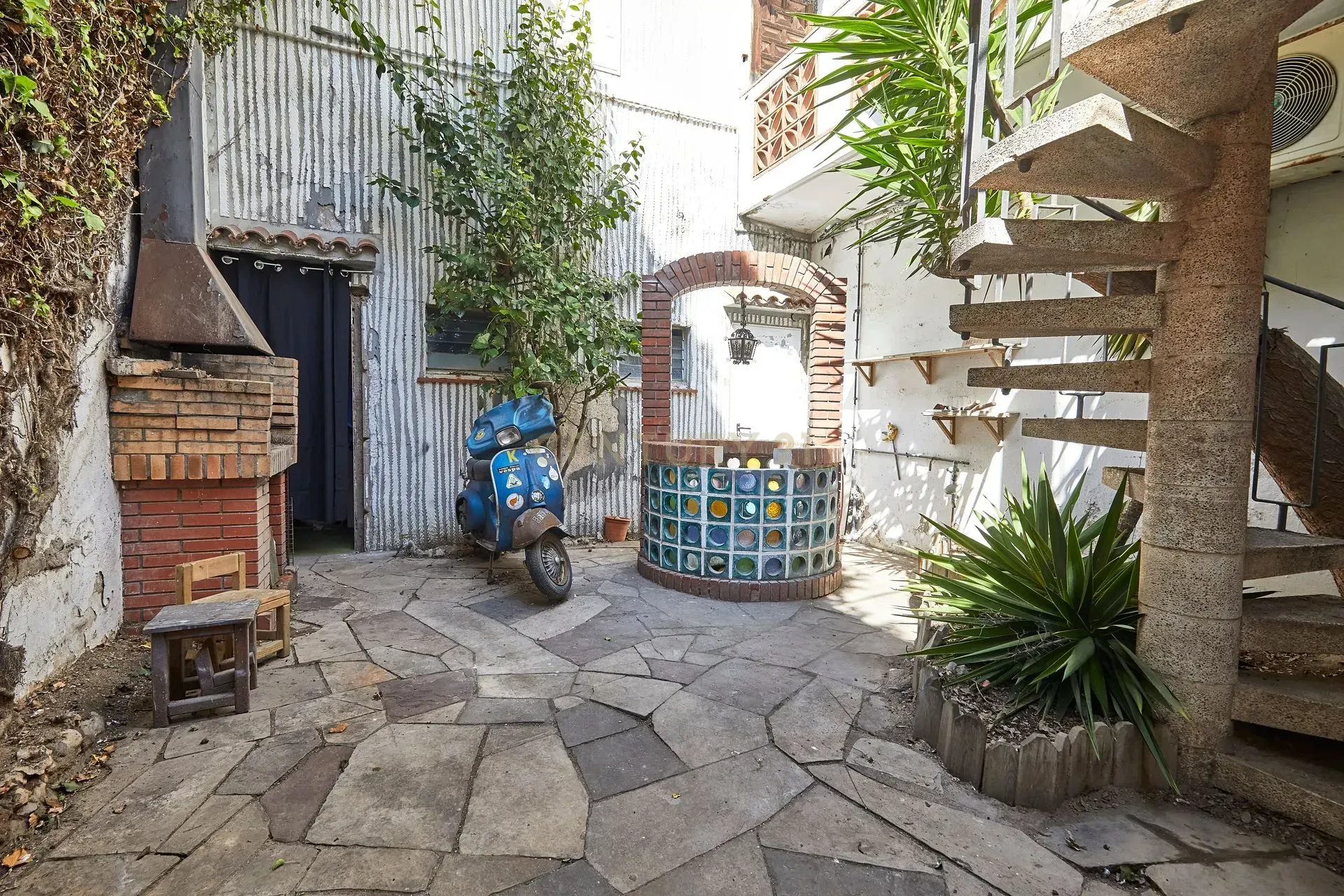 House in Montgat, Barcelona, Spain 6 bedrooms, 161 sq.m. No. 166904