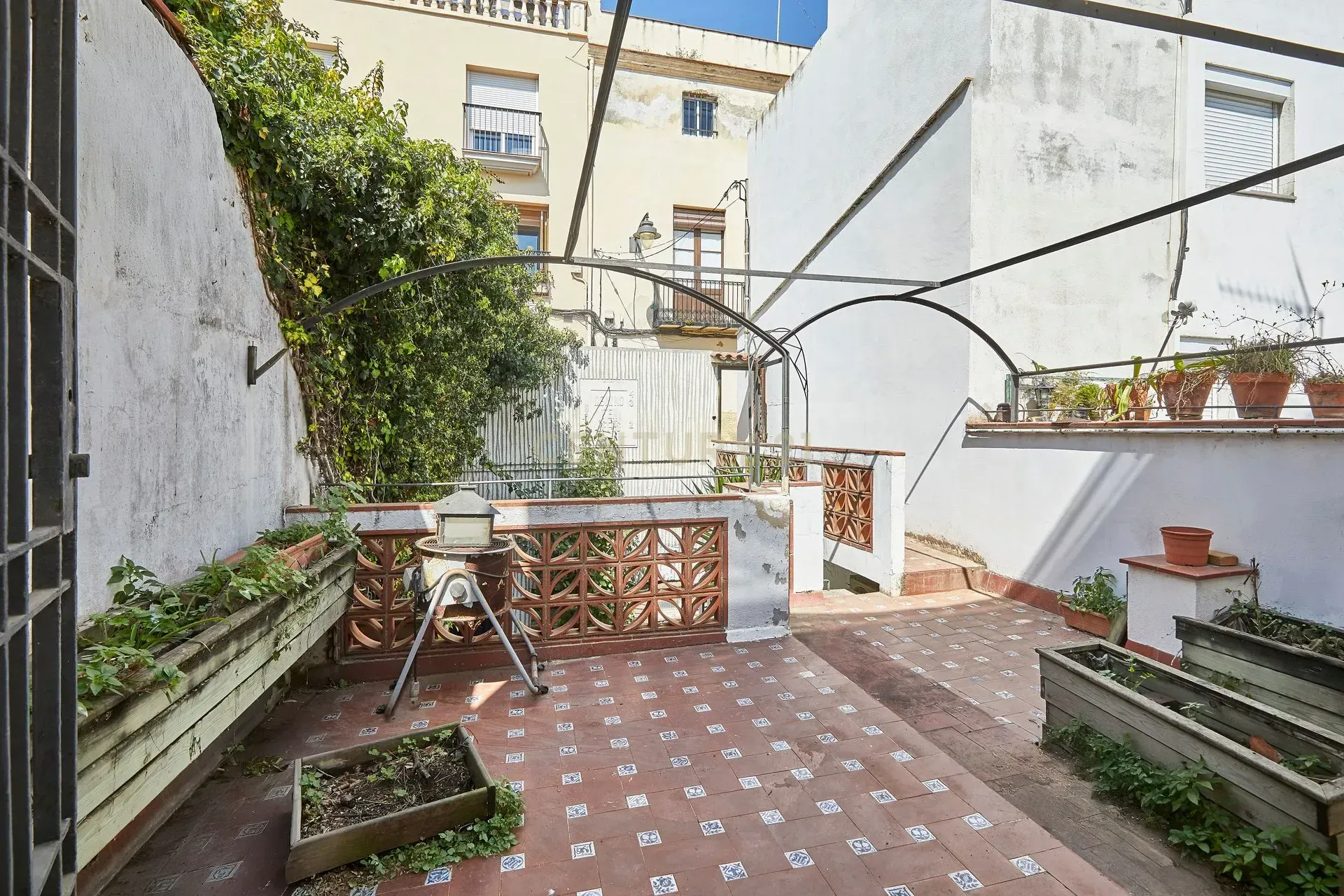 House in Montgat, Barcelona, Spain 6 bedrooms, 161 sq.m. No. 166904