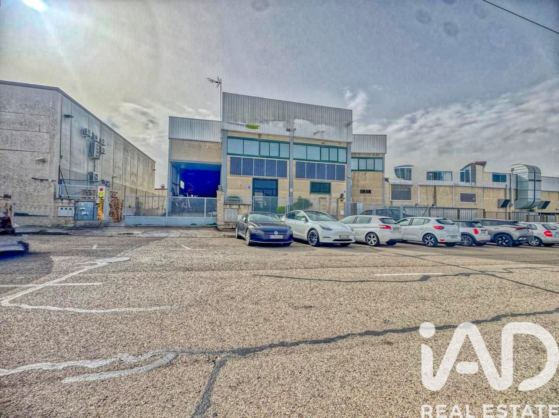 Komerciāls īpašums Mostoles, Madrid, Spānijā 1227 m2 Nr. 173046
