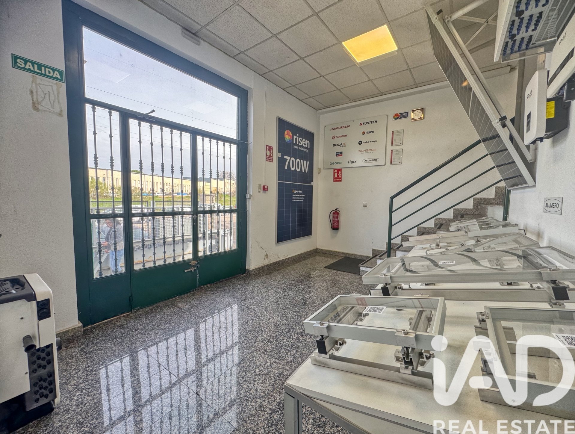 Komerciāls īpašums Mostoles, Madrid, Spānijā 1227 m2 Nr. 173046