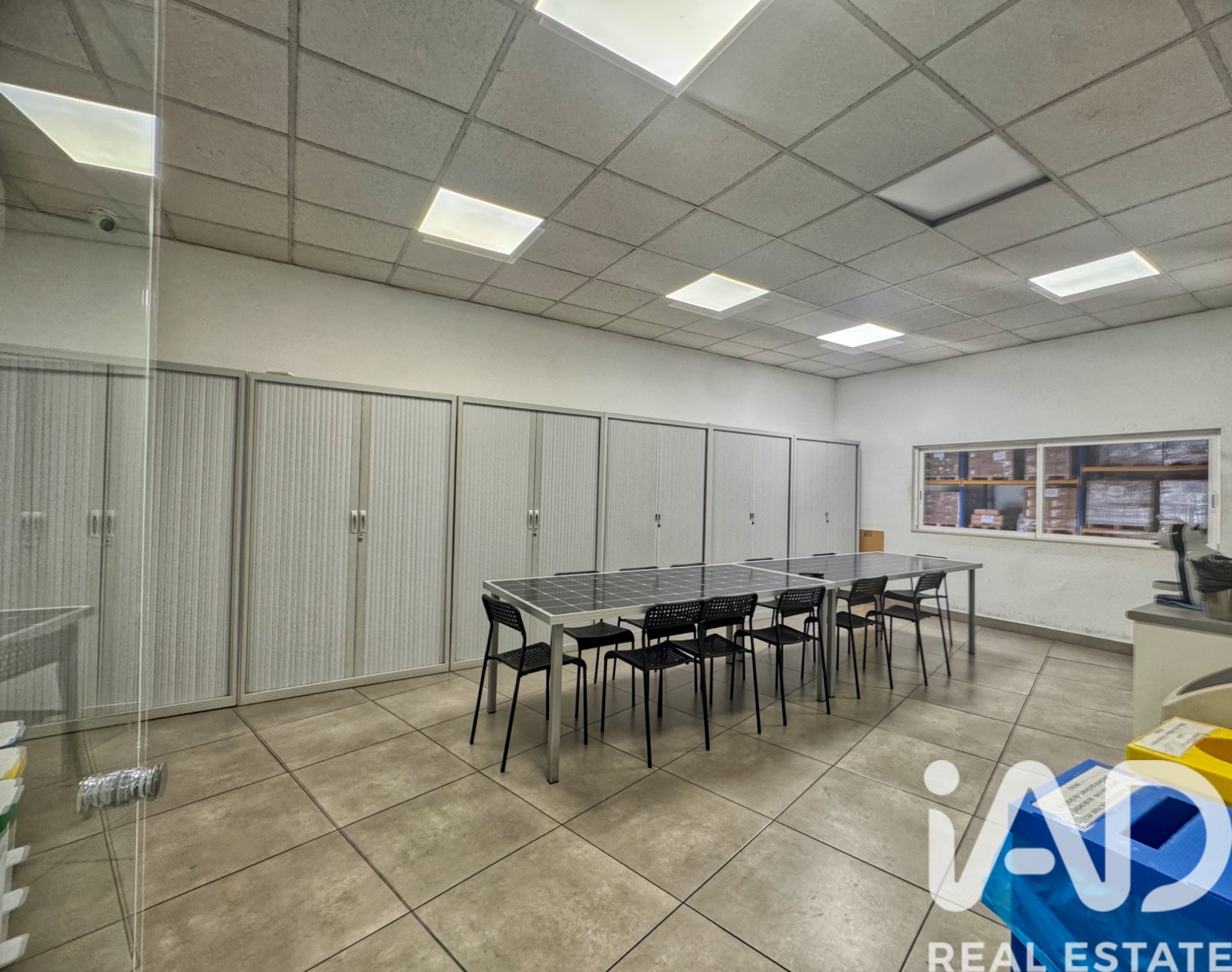 Komerciāls īpašums Mostoles, Madrid, Spānijā 1227 m2 Nr. 173046
