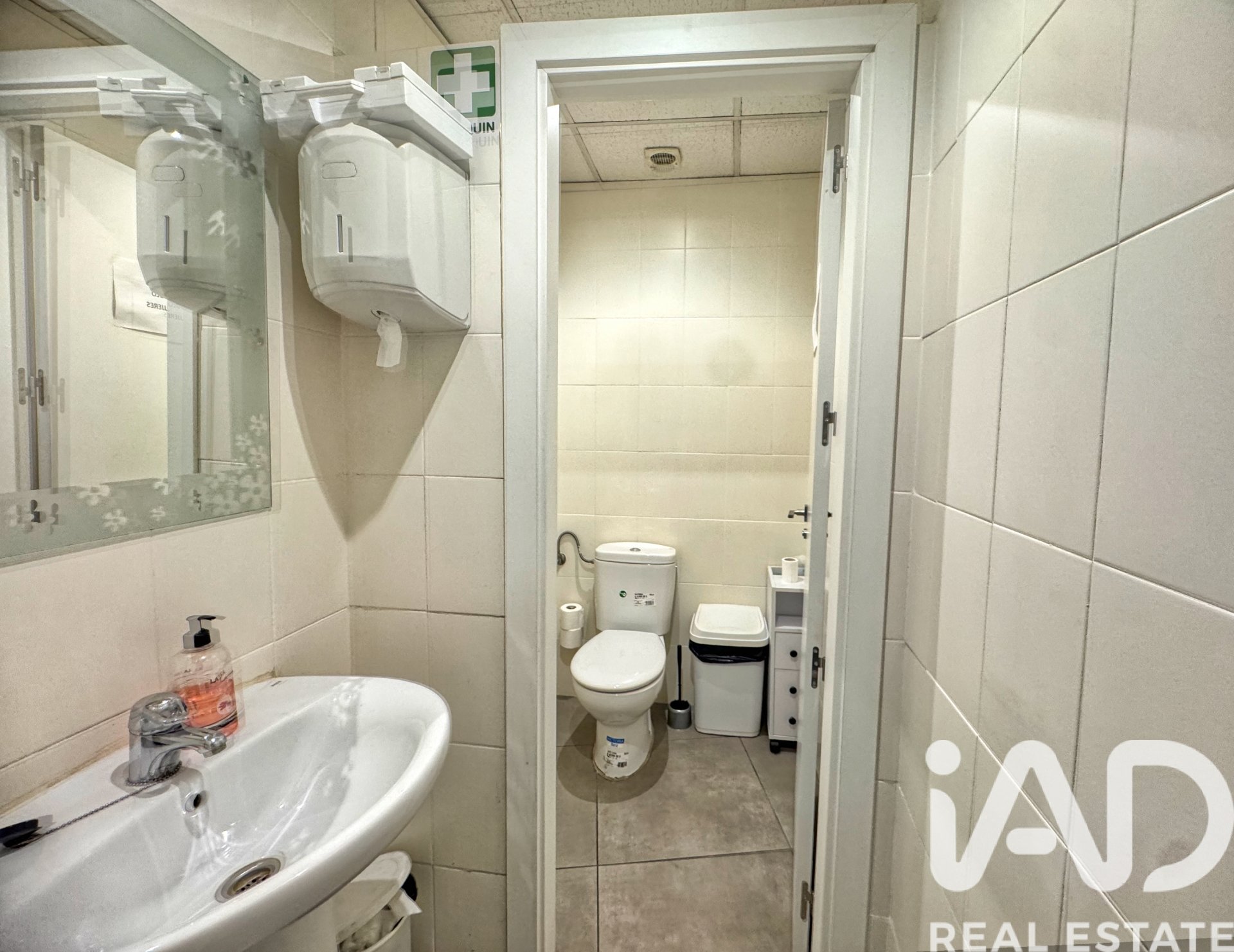 Komerciāls īpašums Mostoles, Madrid, Spānijā 1227 m2 Nr. 173046