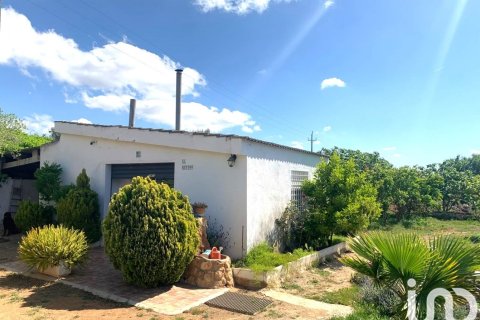 Tontti Santa Oliva, Tarragona, Espanja 8783 m2 No. 153499