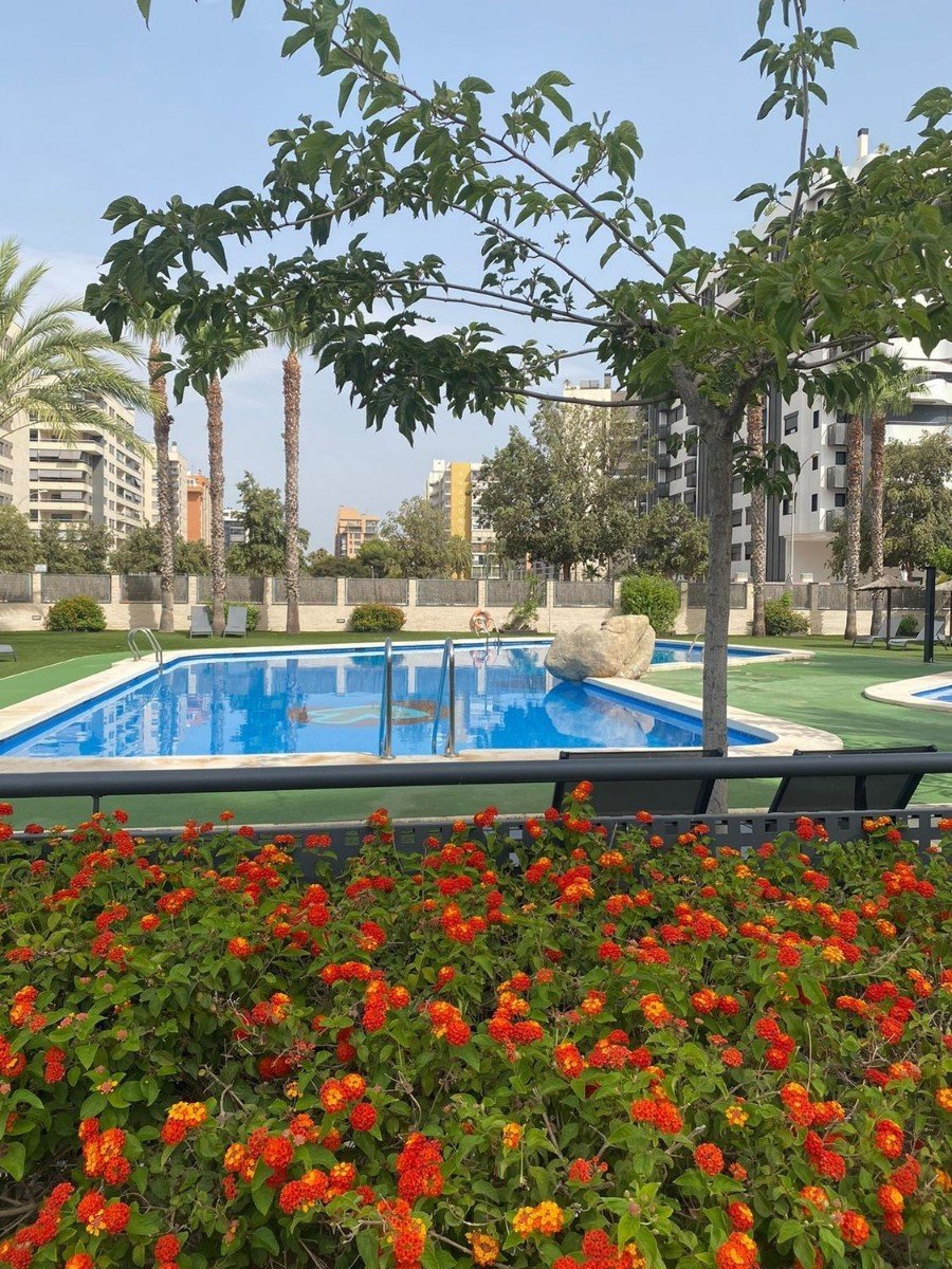 Wohnung in Alicante, Spanien 2 Schlafzimmer, 94 m2 Nr. 142958