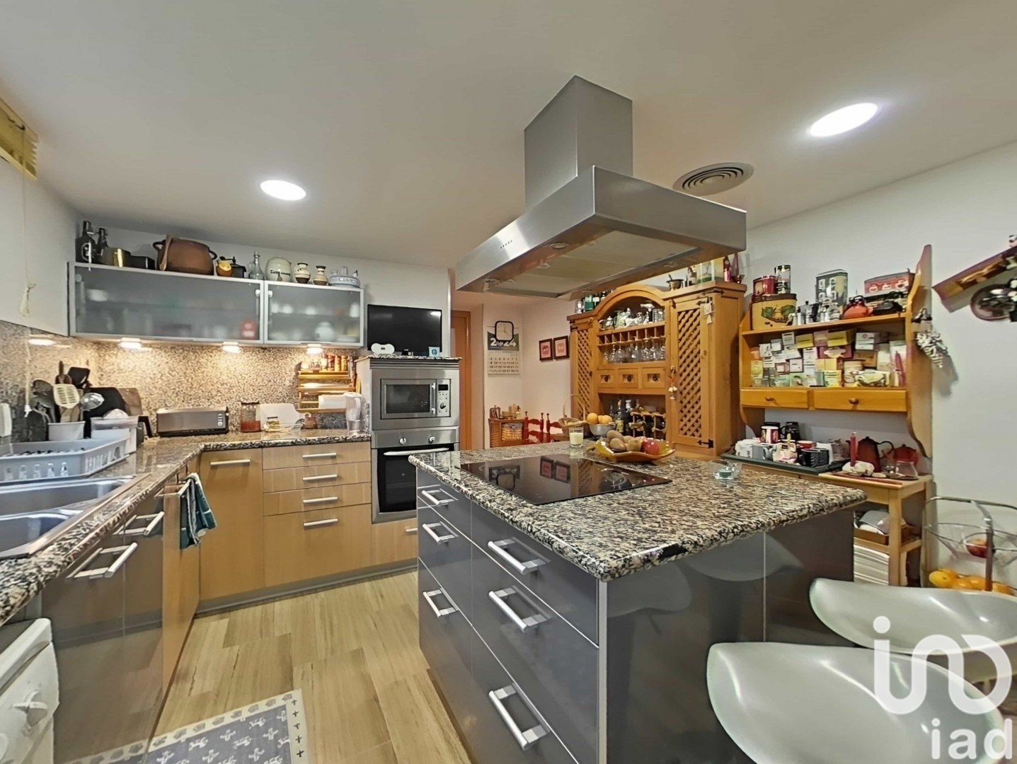 Сasa en Alpicat, Lérida, España 6 dormitorios, 375 m2 No. 153780