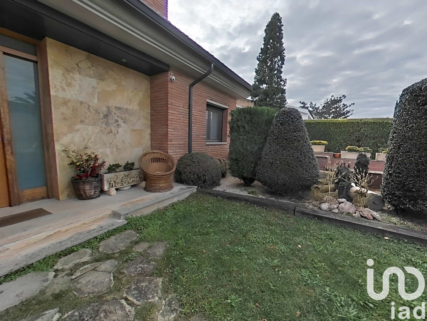 Сasa en Alpicat, Lérida, España 6 dormitorios, 375 m2 No. 153780