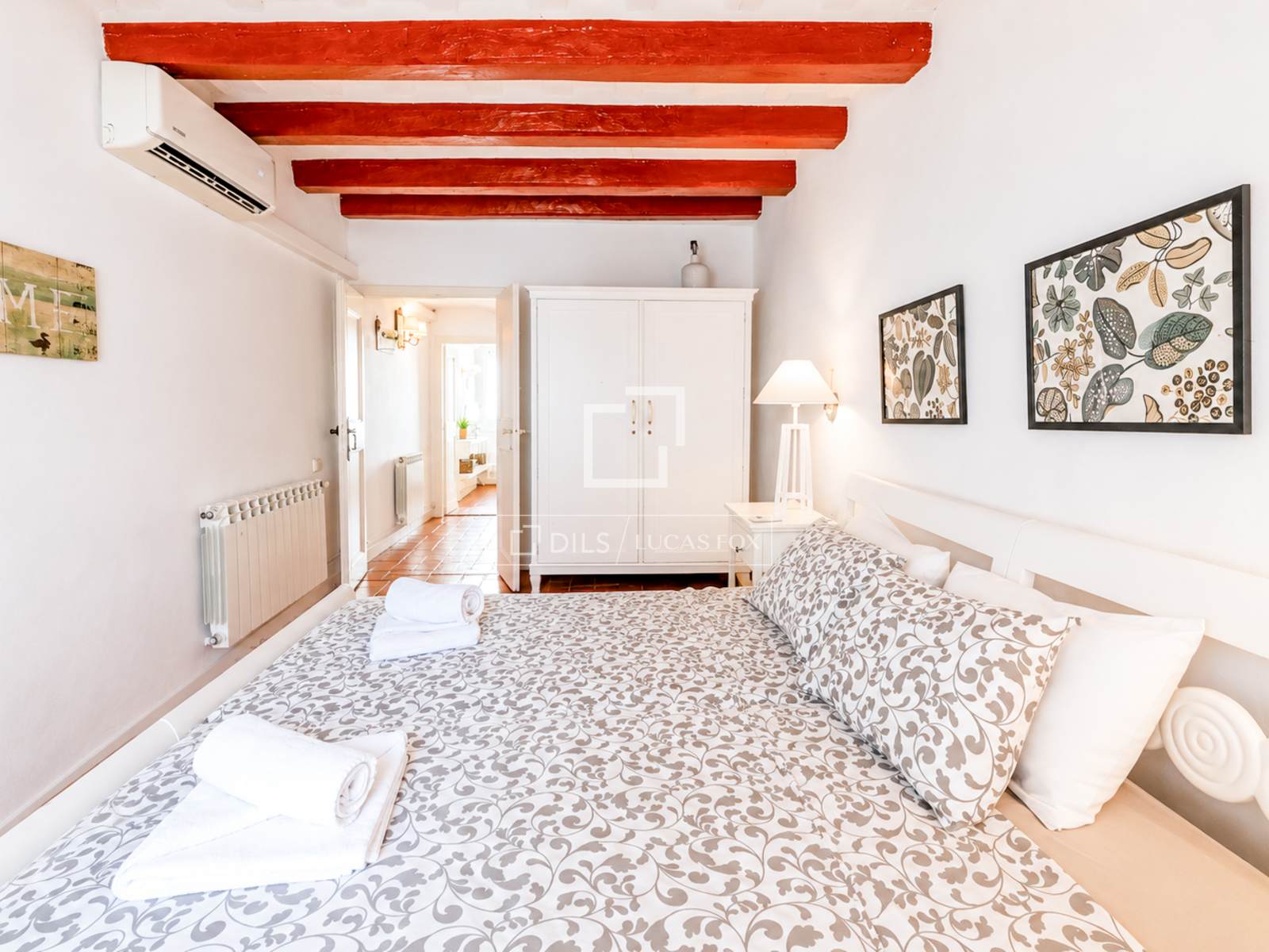 Villa in Sitges, Barcelona, Spain 4 bedrooms, 129 sq.m. No. 150301