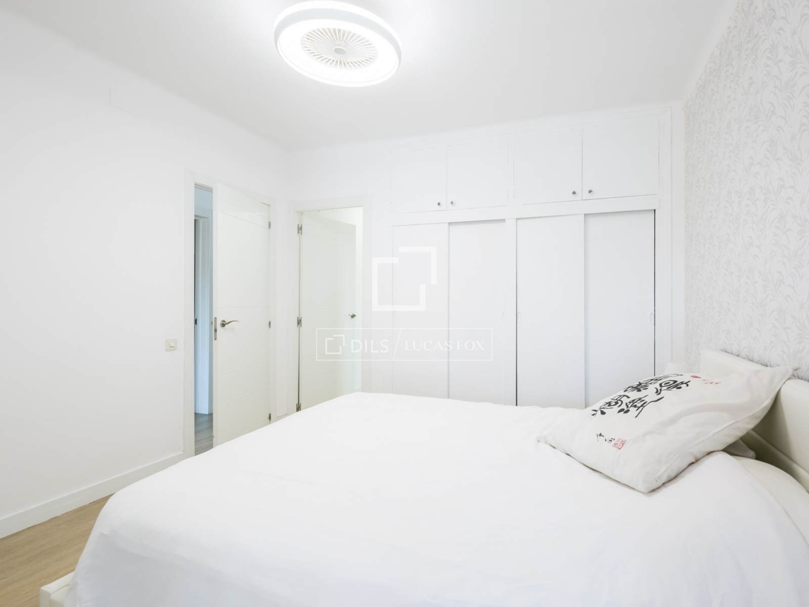 Villa in Castelldefels, Barcelona, Spain 5 bedrooms, 406 sq.m. No. 150303