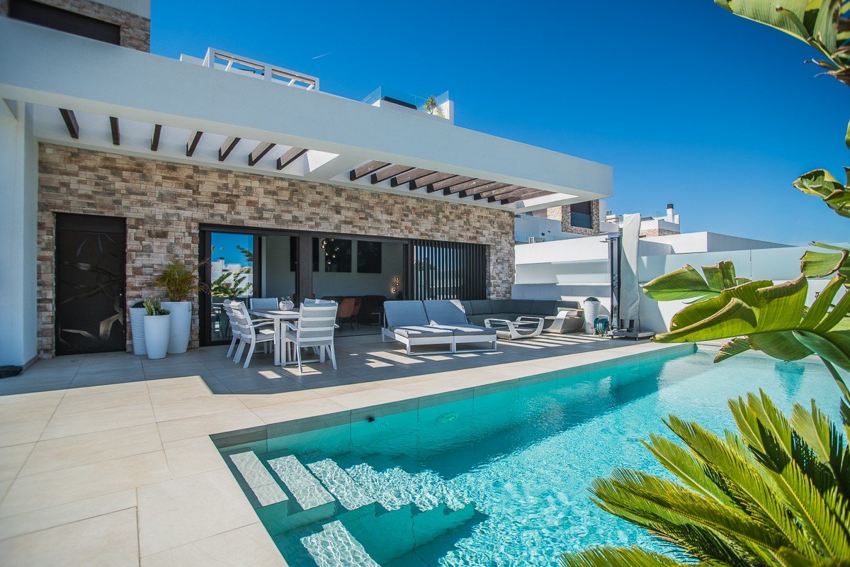 Villa i Rojales, Alicante, Spanien 4 sovrum, 203 kvm. Nr. 196772