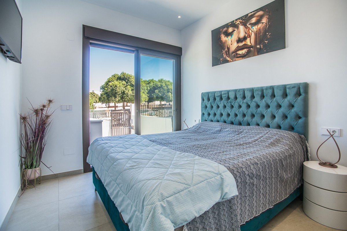 Villa i Rojales, Alicante, Spanien 4 sovrum, 203 kvm. Nr. 196772