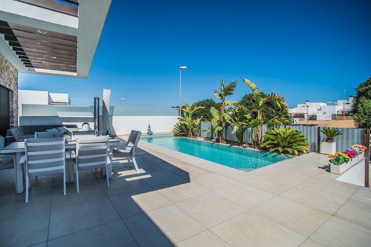 Villa i Rojales, Alicante, Spanien 4 sovrum, 203 kvm. Nr. 196772