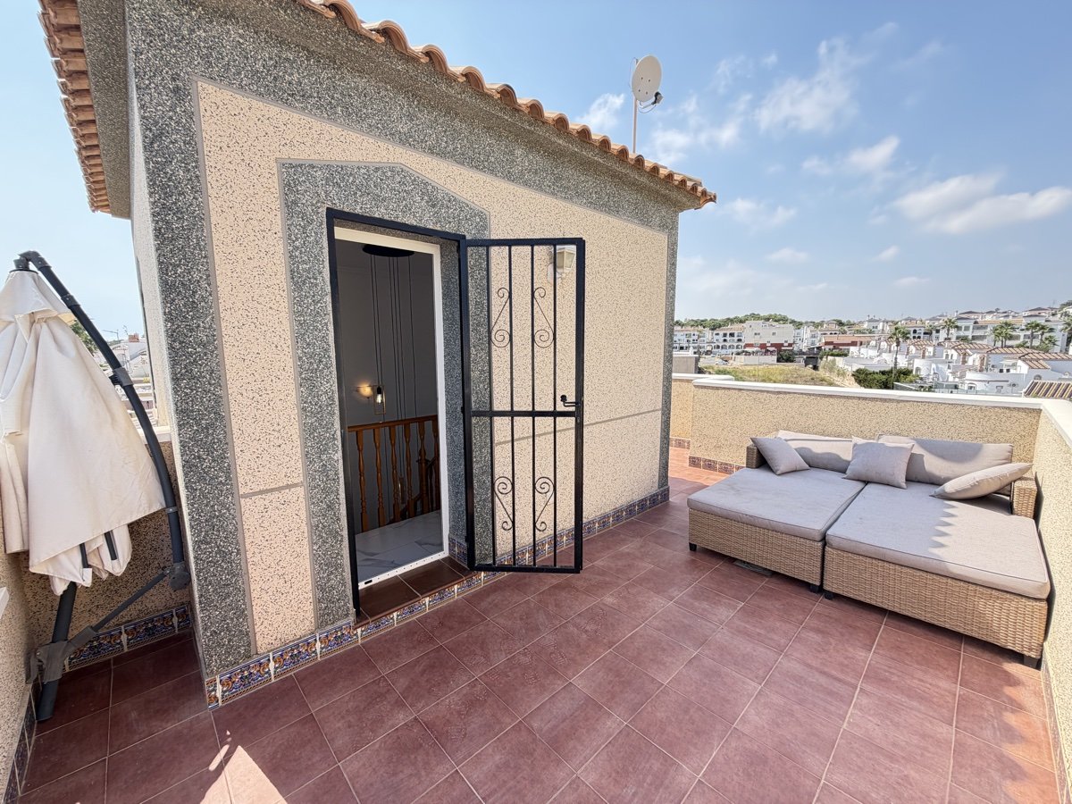 Willa w Villamartin, Alicante, Hiszpania 5 sypialni, 150 mkw. nr 196771