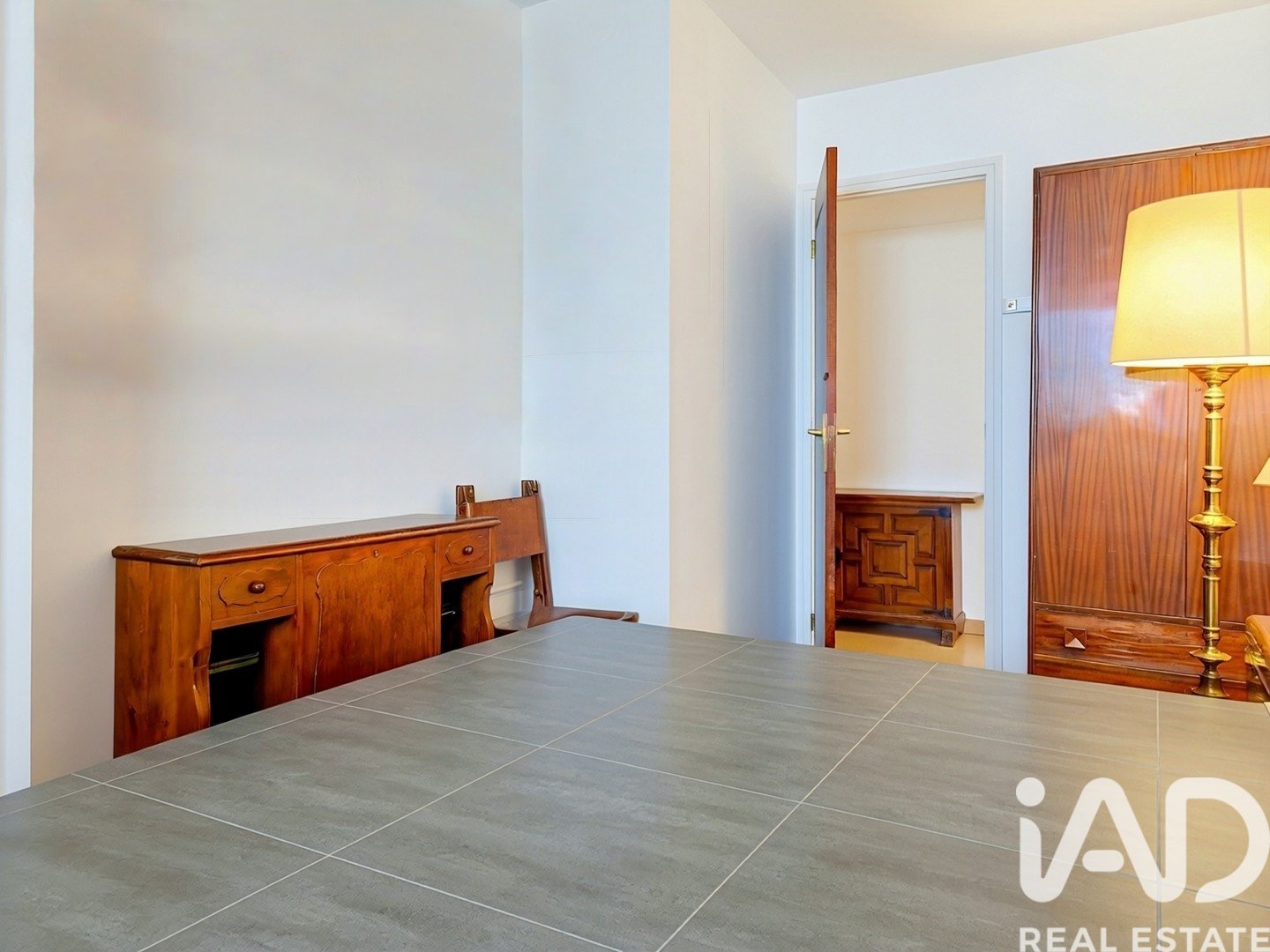 Apartment à Barcelona, Espagne 4 chambres, 92 m2 No. 188088