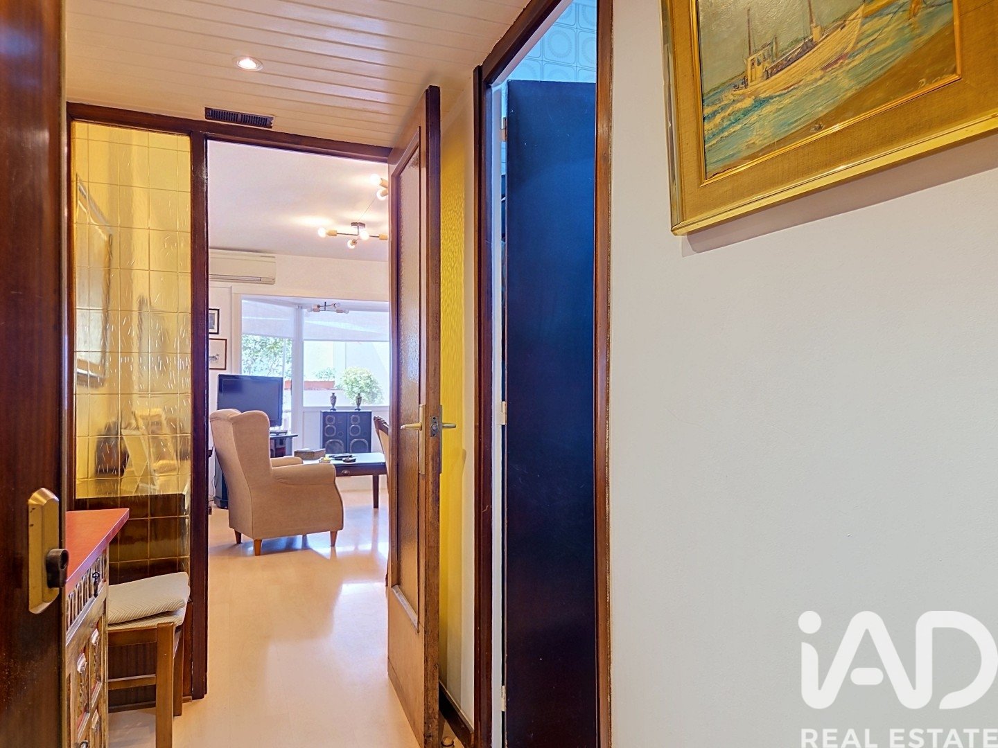 Apartment à Barcelona, Espagne 4 chambres, 92 m2 No. 188088