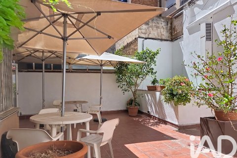 Apartment in Barcelona, Spain 4 bedrooms, 92 sq.m. No. 188088