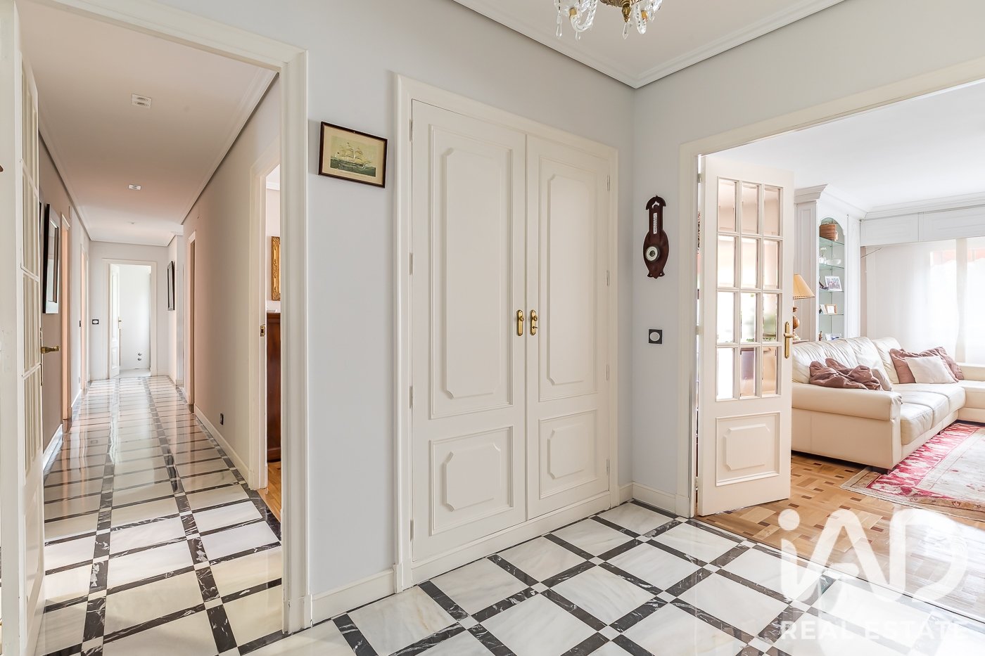 Apartament w Pozuelo de Alarcon, Madrid, Hiszpania 5 sypialni, 256 mkw. nr 188082