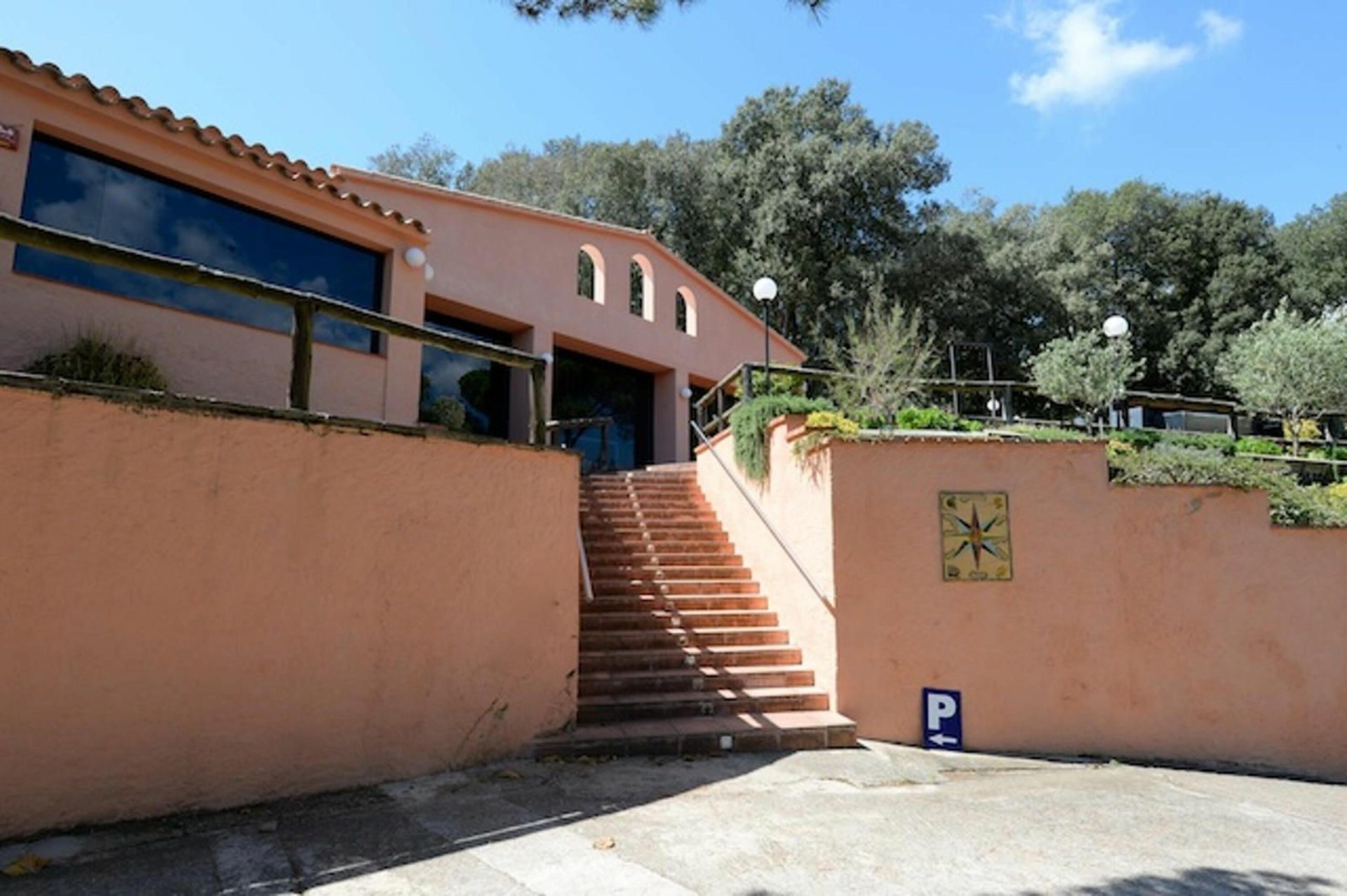 House à Vallgorguina, Barcelona, Espagne 15 chambres,  No. 141148