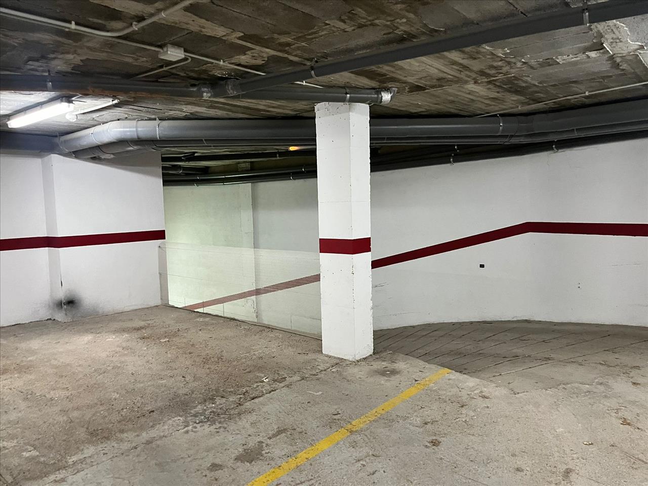 Autotallit Barcelona, Espanja 15 m2 No. 191450
