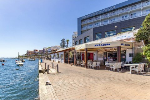 Cafe / restaurant in Es Castell, Menorca, Spain 25 sq.m. No. 76639