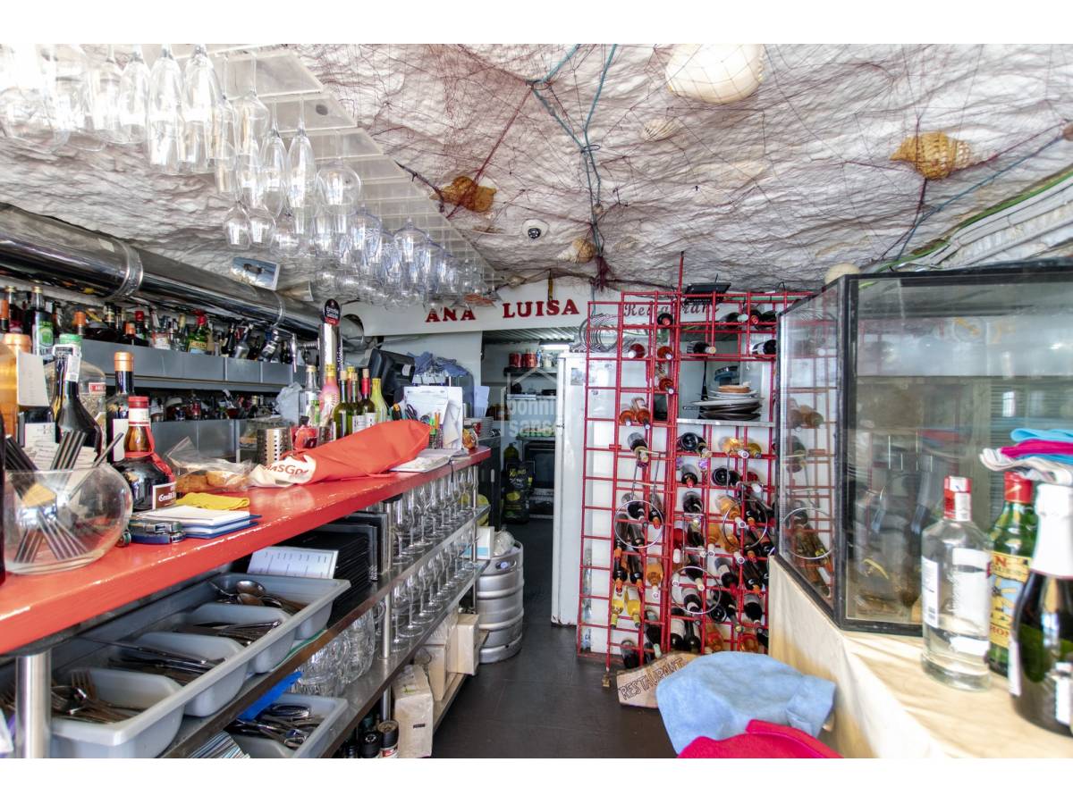 Cafetería / restaurante en Es Castell, Menorca, España 25 m2 No. 76639