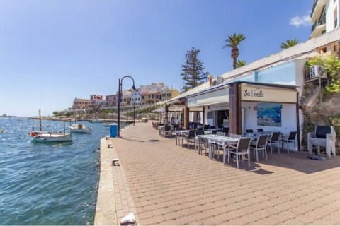 Cafe / restaurant in Es Castell, Menorca, Spain 39 sq.m. No. 76638